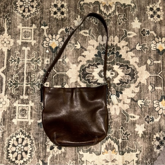 Coach Handbags - VTG Coach Rich Brown Leather Bag 9186